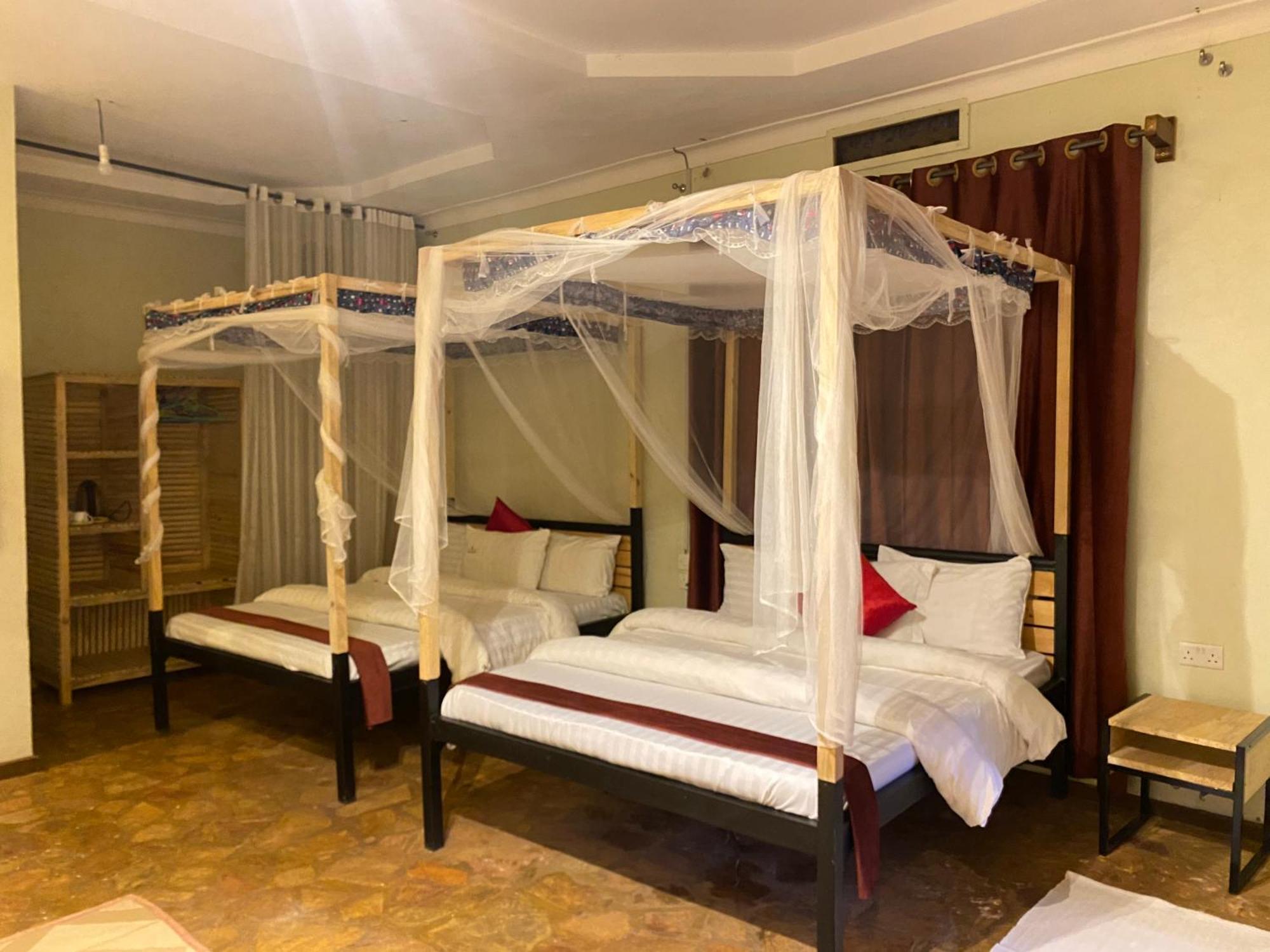 Afro Smile Hotel & Guest House Jinja Exteriér fotografie