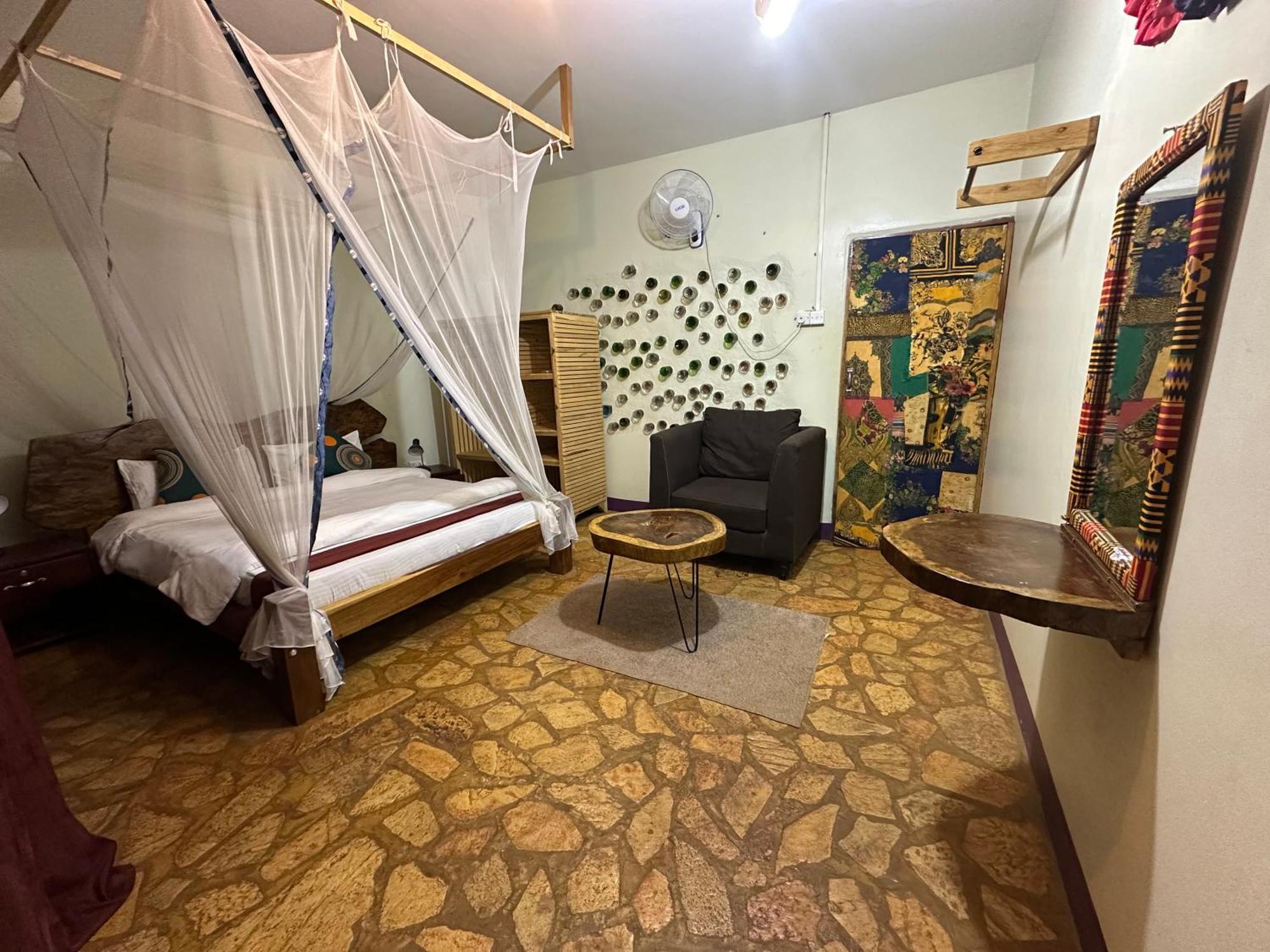 Afro Smile Hotel & Guest House Jinja Exteriér fotografie
