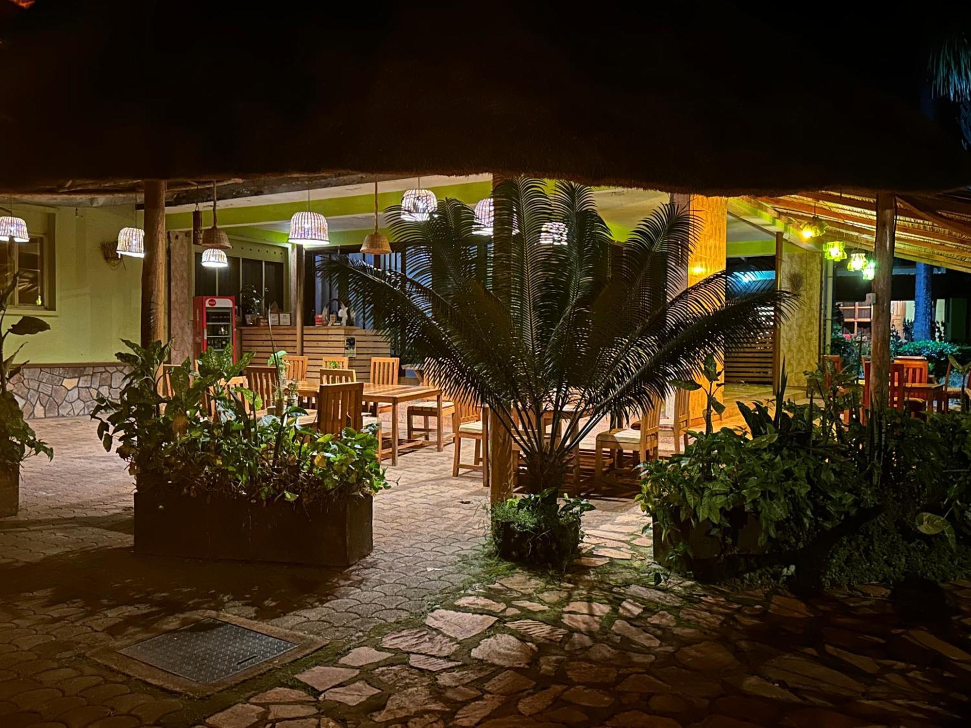 Afro Smile Hotel & Guest House Jinja Exteriér fotografie